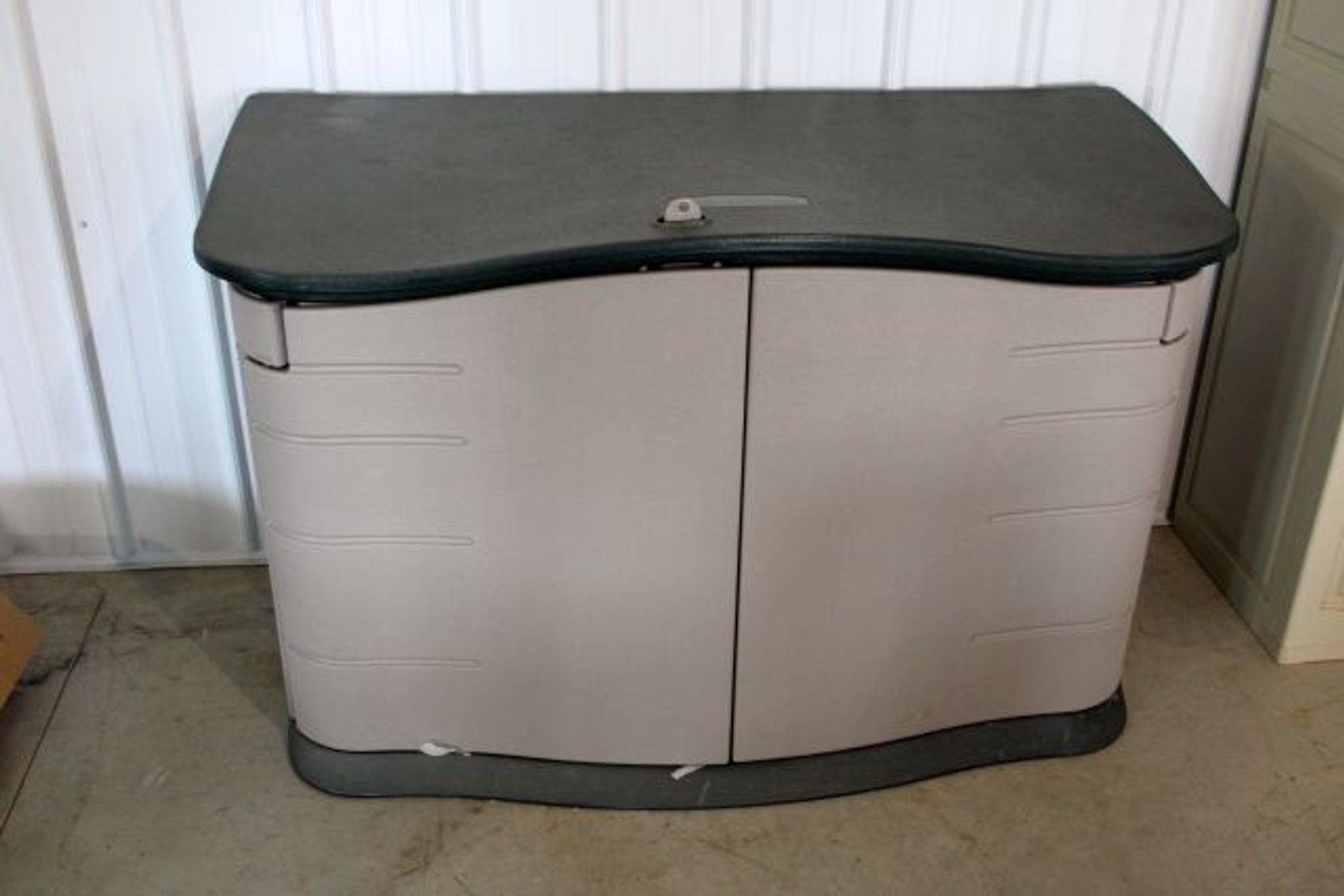 Image for FURNITURE BARN RETIREMENT SALE