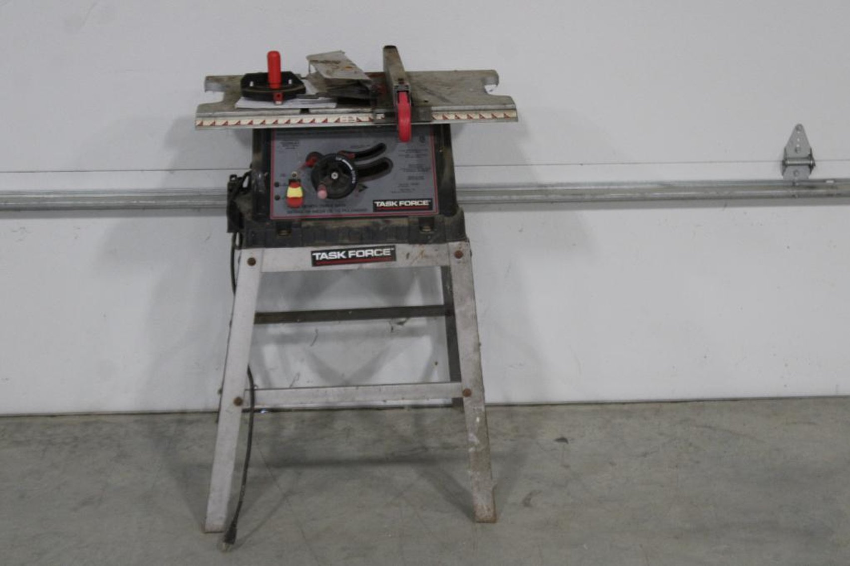 Image for FOOD CART-TOOLS-FURNITURE