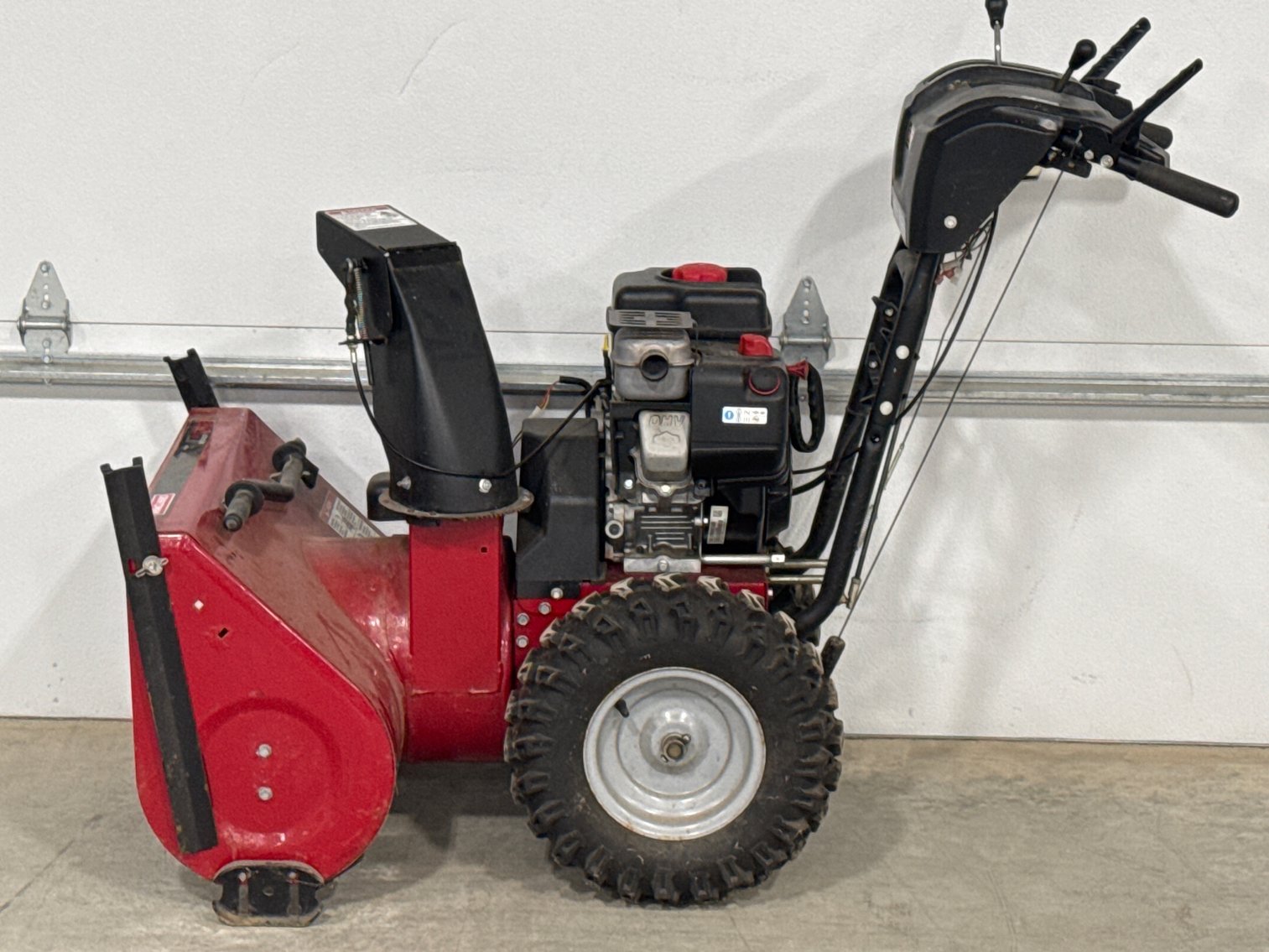 Image for WALL ST - ANTIQUES-HOTWHEELS-TOOLS