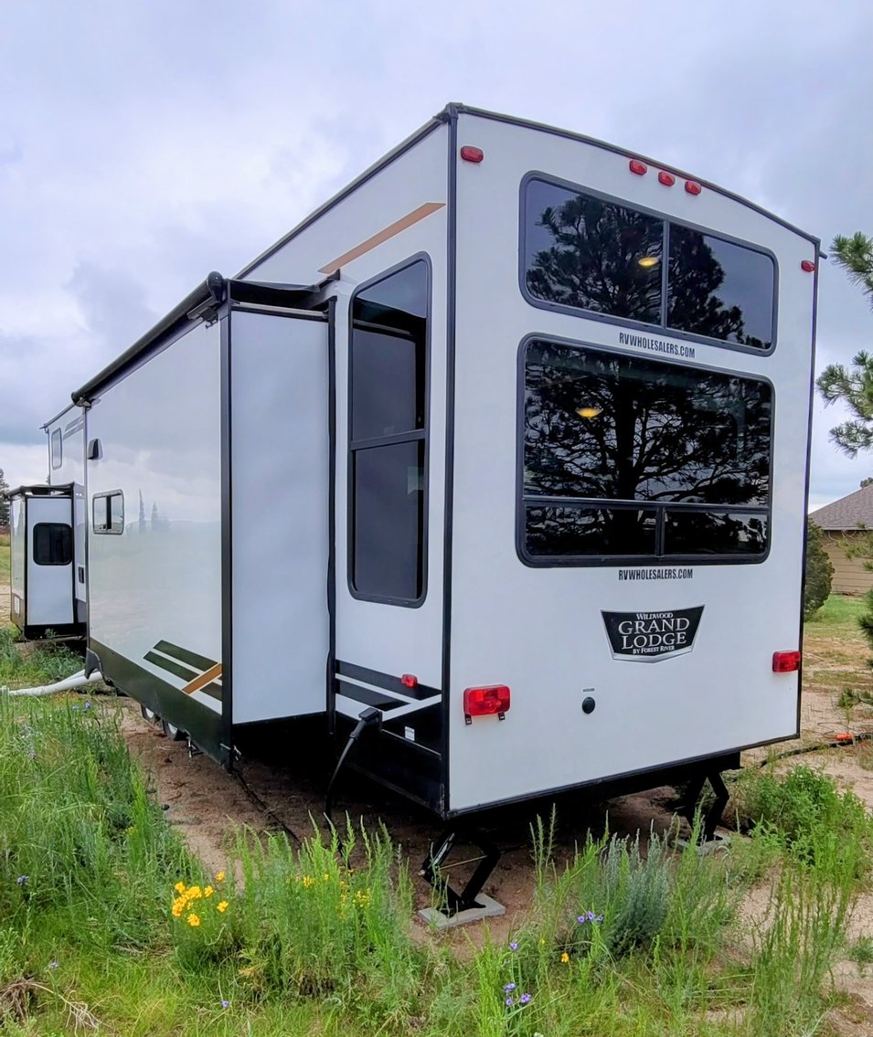 Image for 2021 Forest River RV Wildwood Grand Lodge 42DL