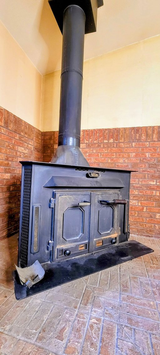 Image for SOLD Arrowwood Real Estate Auction