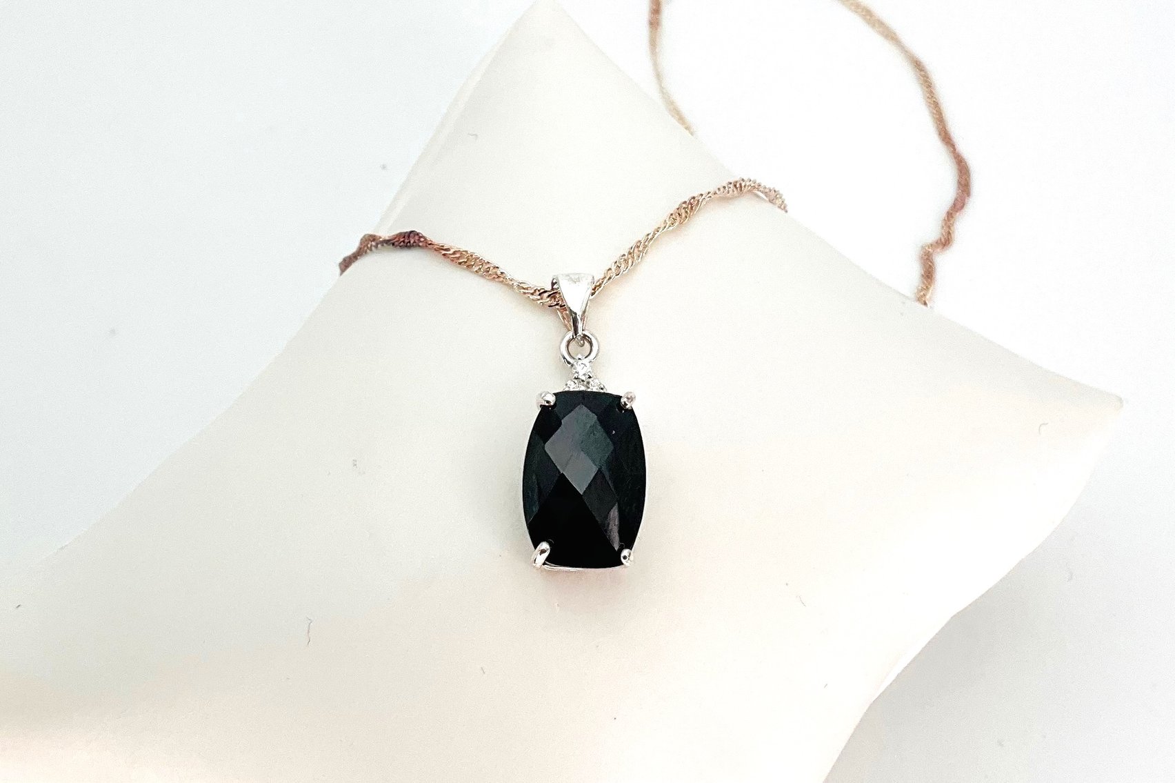 Image for Holiday Jewelry 2023