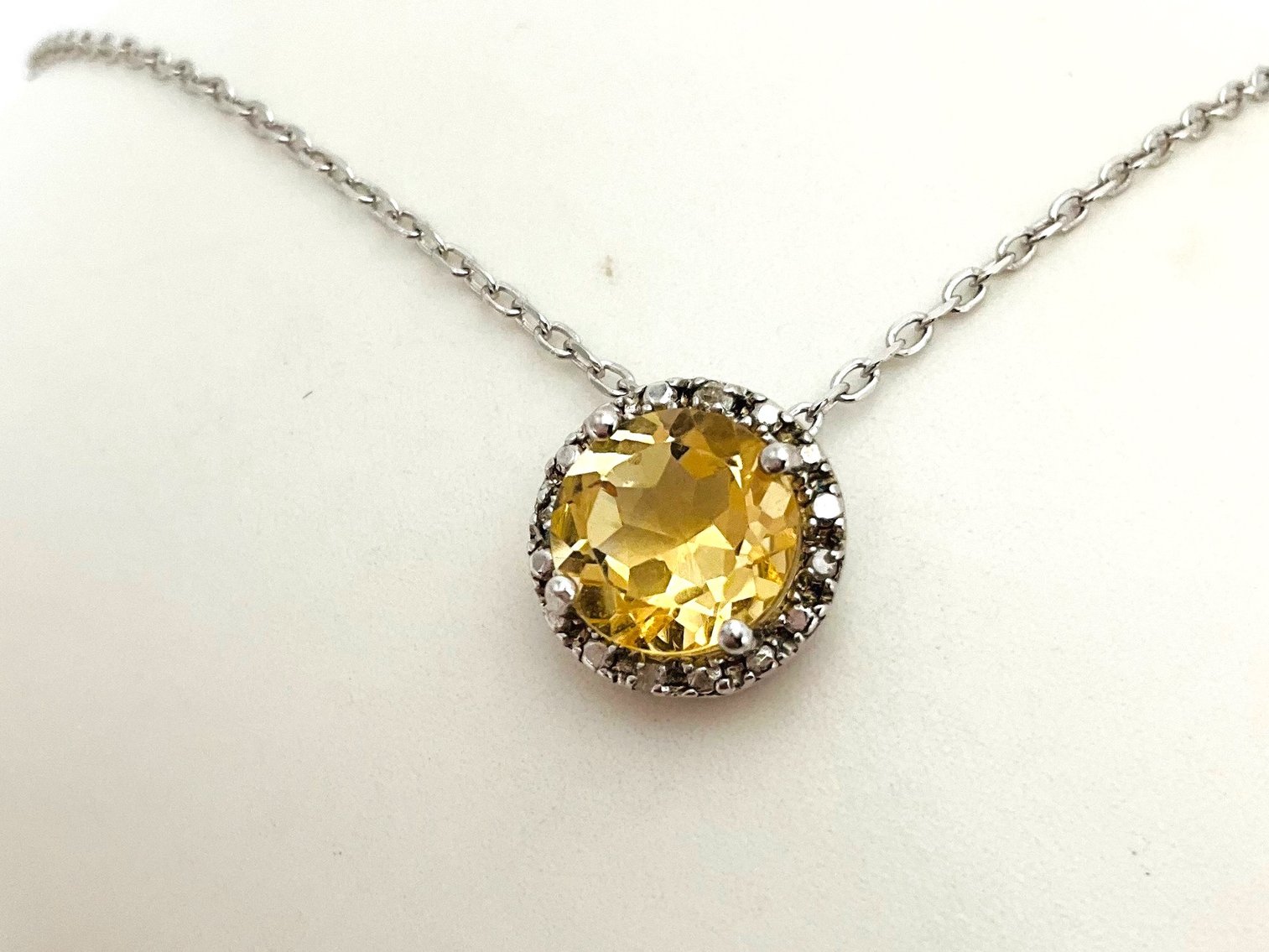 Image for Holiday Bling! Jewelry December 2024