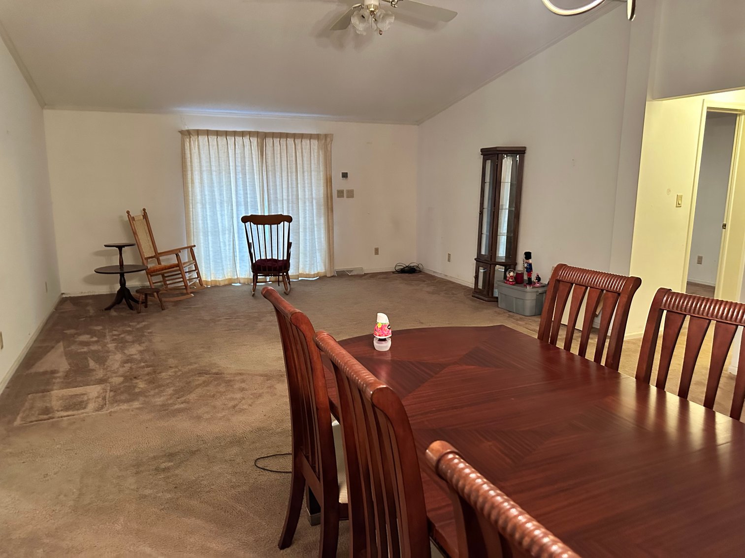 Troutman Home with 2+/- Acres and Multiple Out Buildings Auction