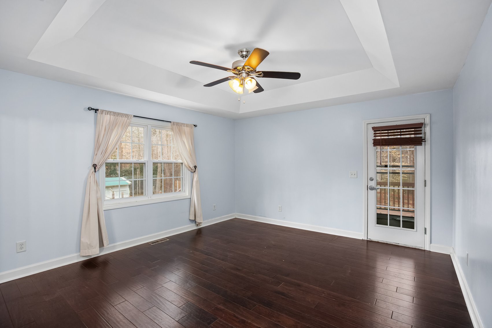 Charming Pleasant Garden Home on Spacious Lot with Large Shop