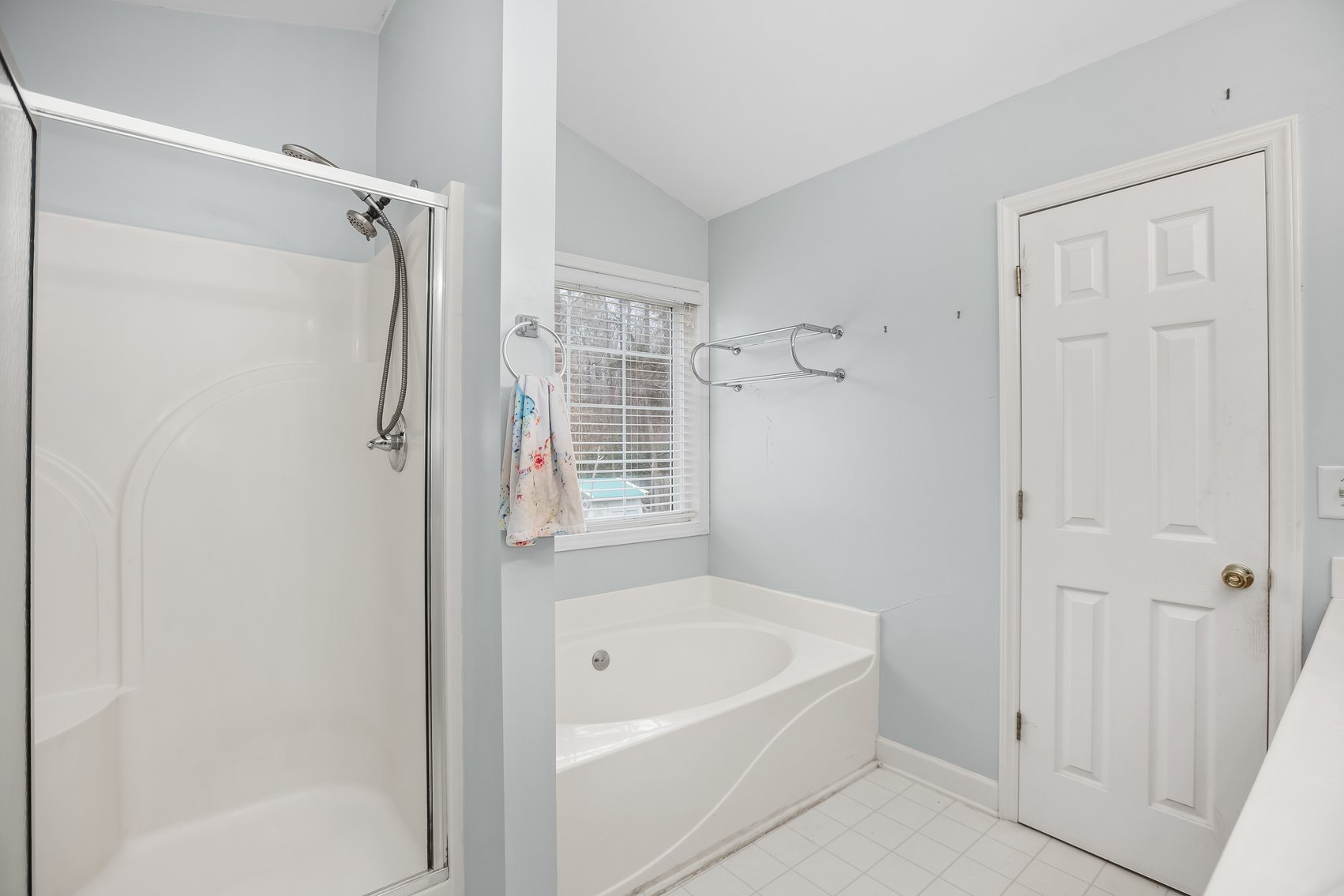 Charming Pleasant Garden Home on Spacious Lot with Large Shop