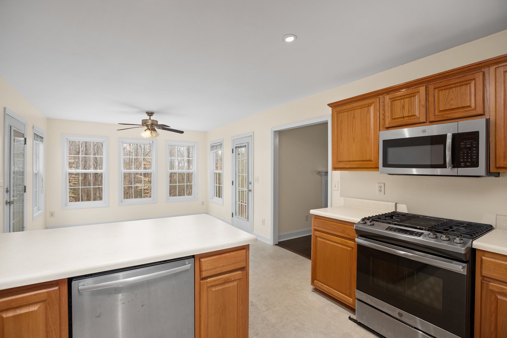 Charming Pleasant Garden Home on Spacious Lot with Large Shop