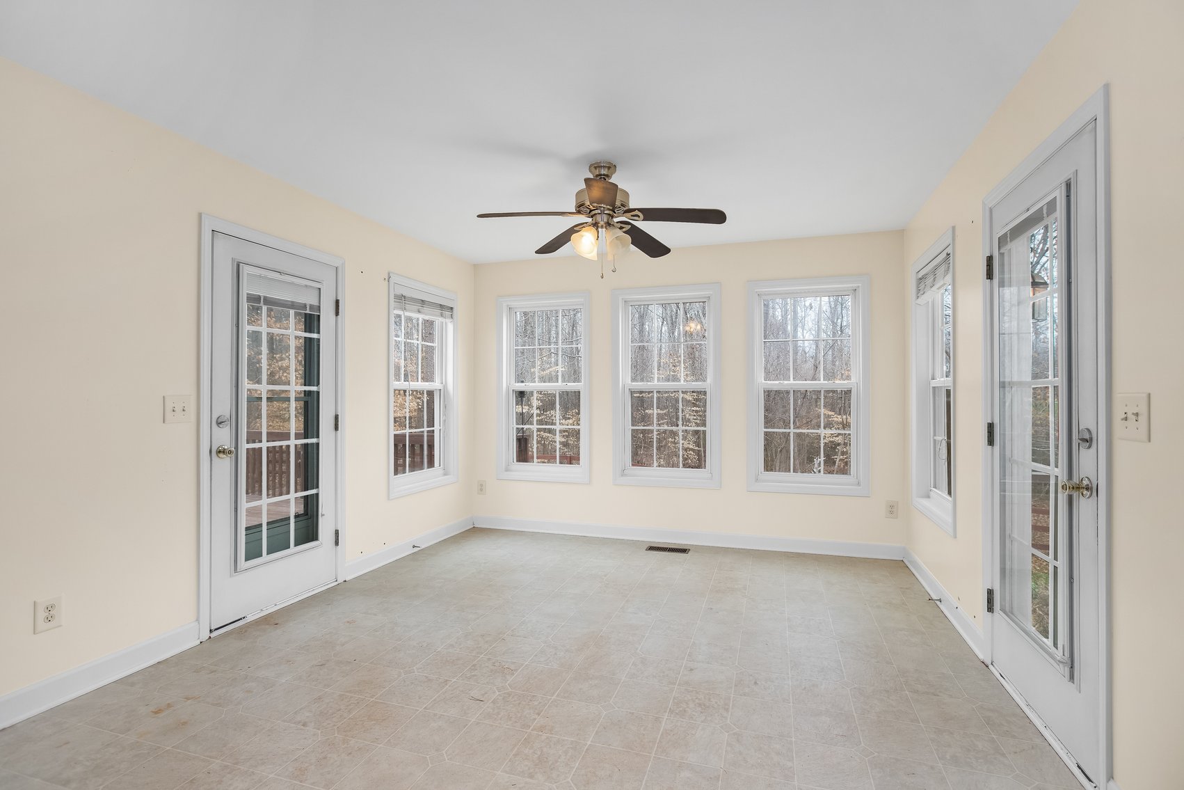 Charming Pleasant Garden Home on Spacious Lot with Large Shop