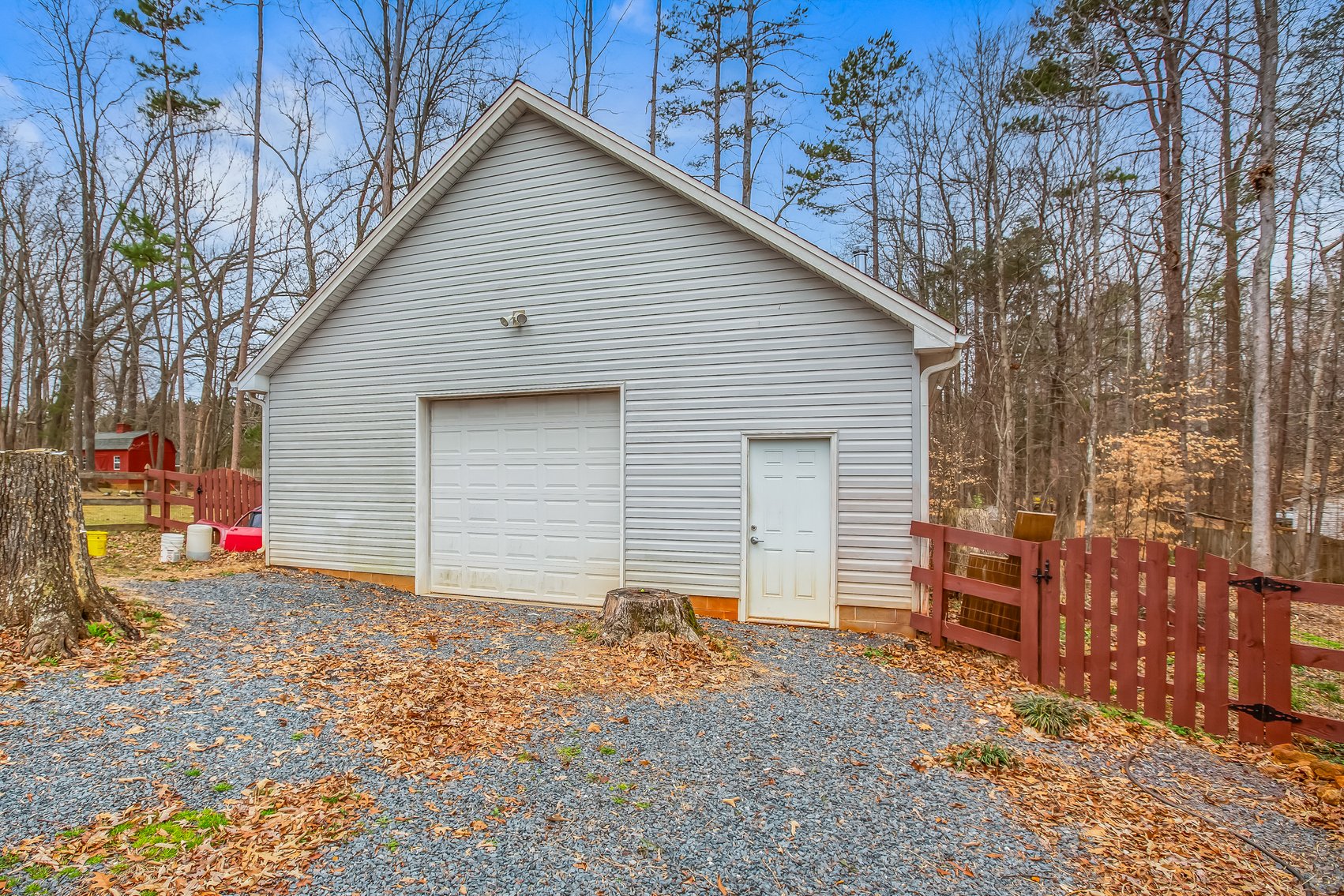 Charming Pleasant Garden Home on Spacious Lot with Large Shop