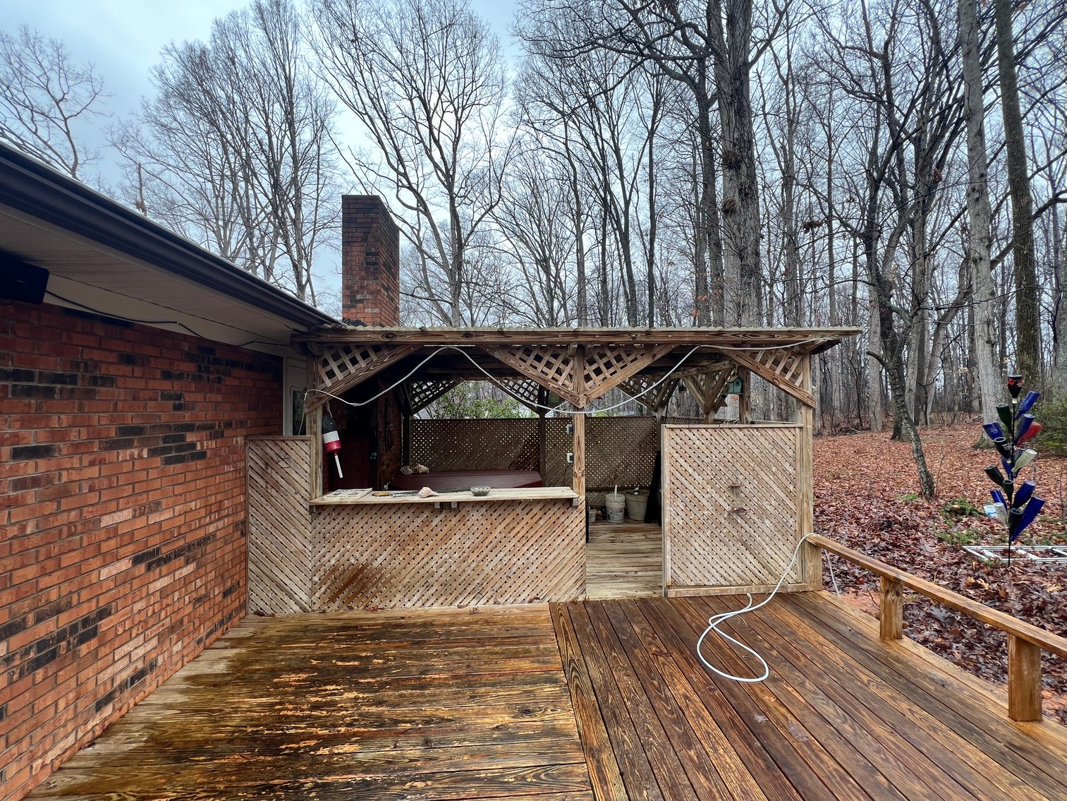 Advance Brick Rancher Auction