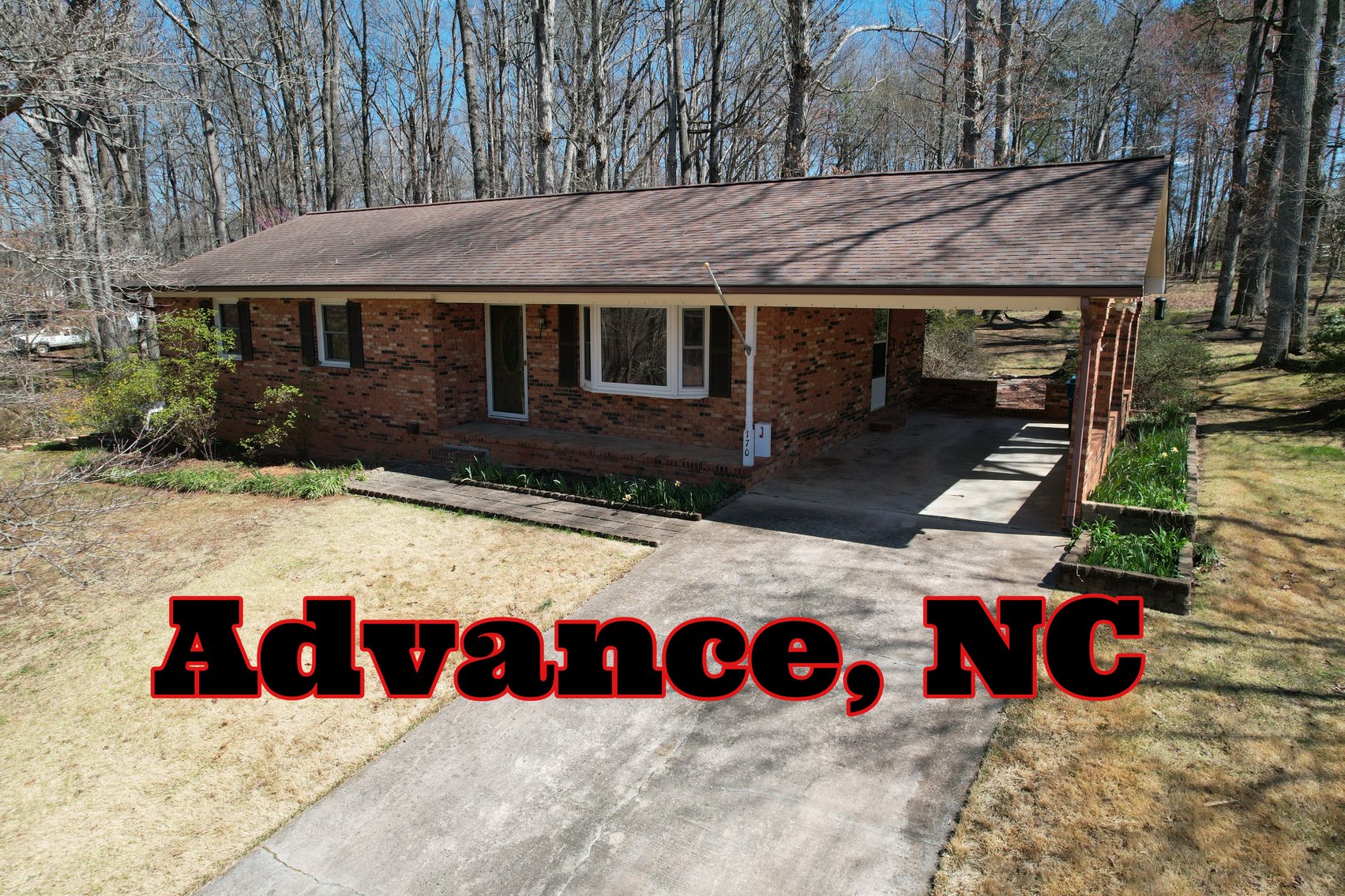 Advance Brick Rancher Auction