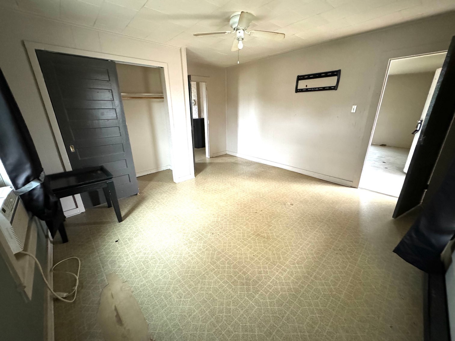 Hickory Home Auction