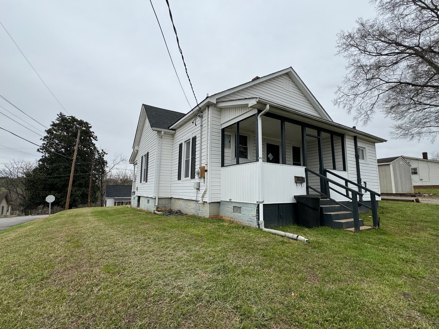 Hickory Home Auction