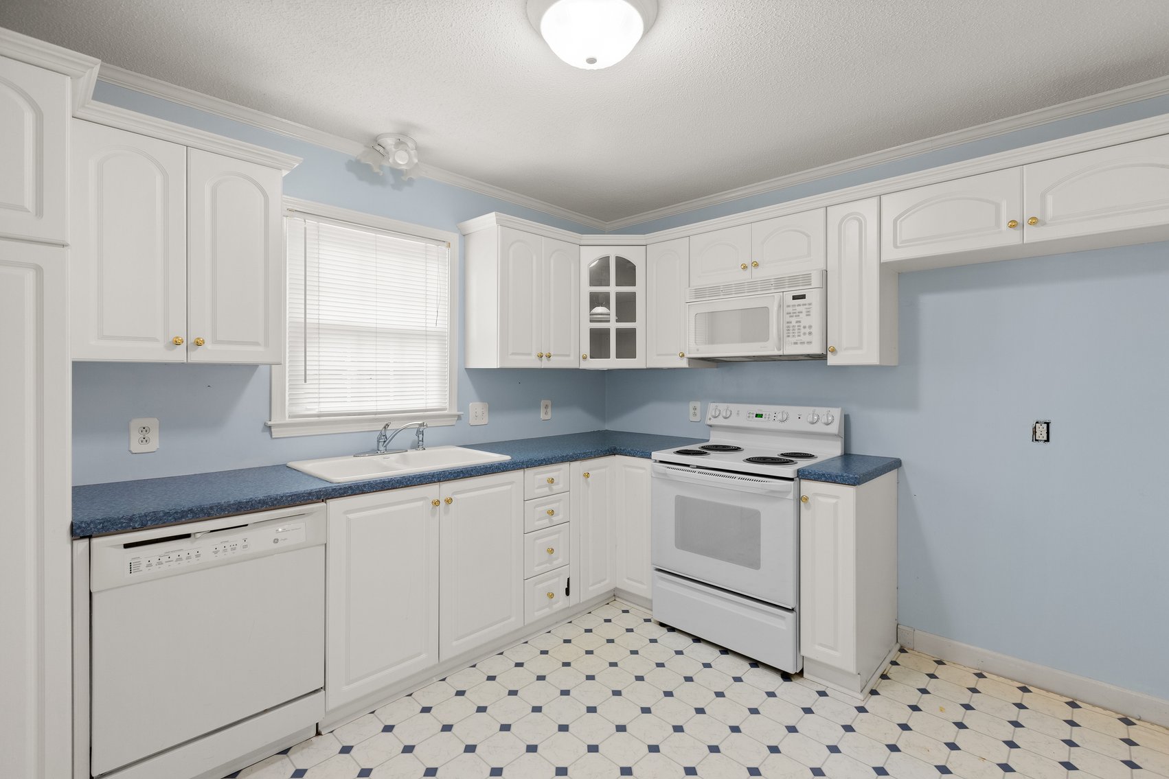 Charming Clemmons Home