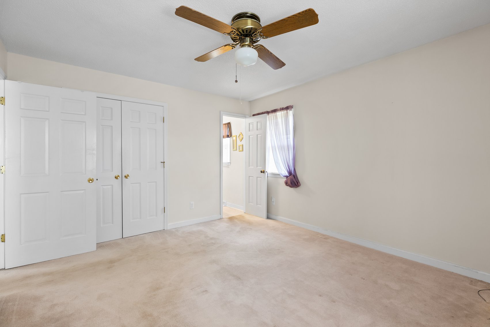 Charming Clemmons Home