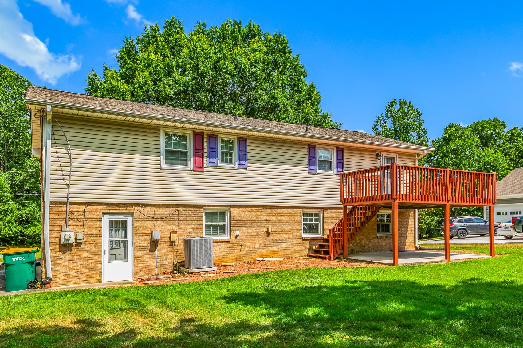 Charming Clemmons Home