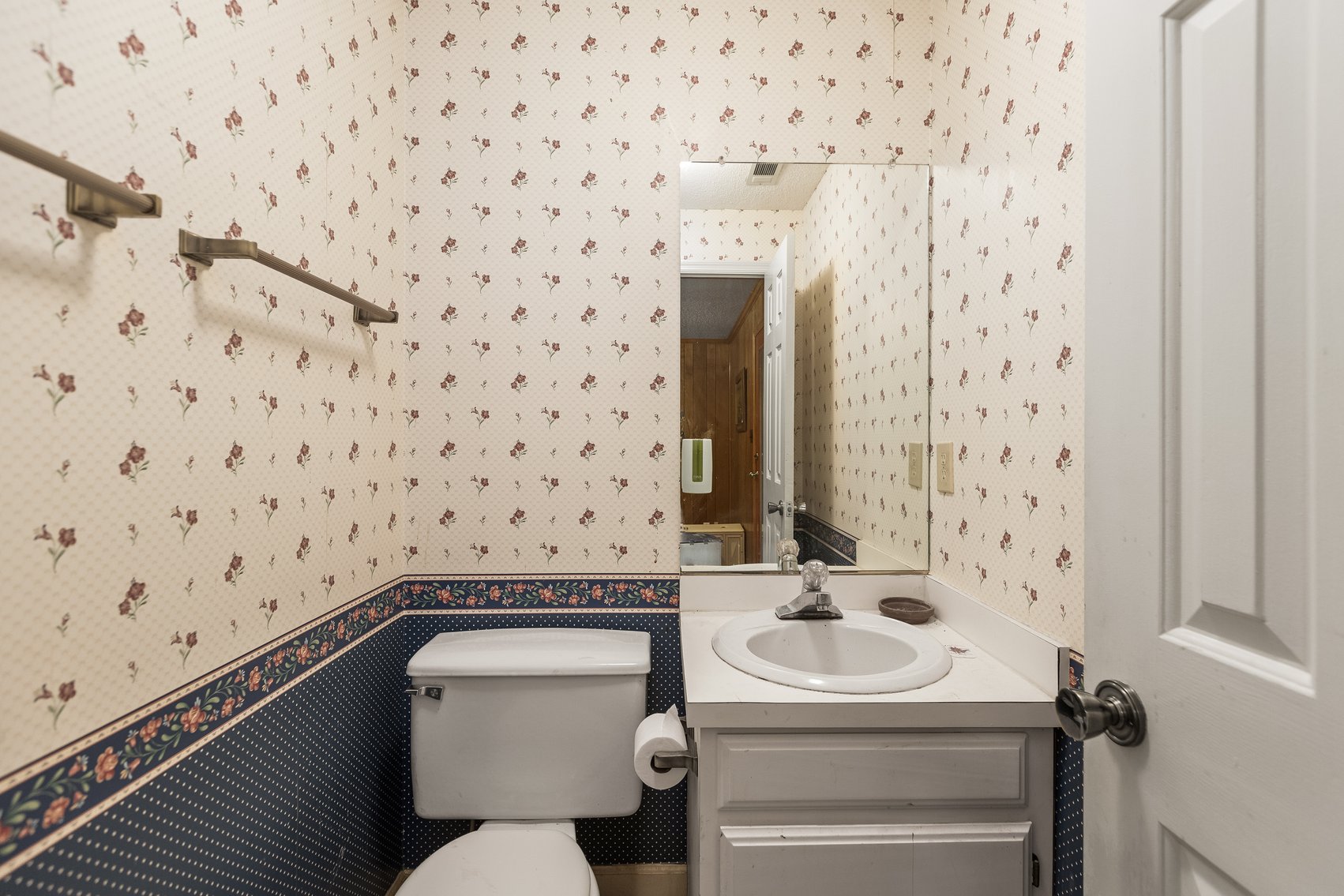 ABSOLUTE AUCTION - Winston Salem Home