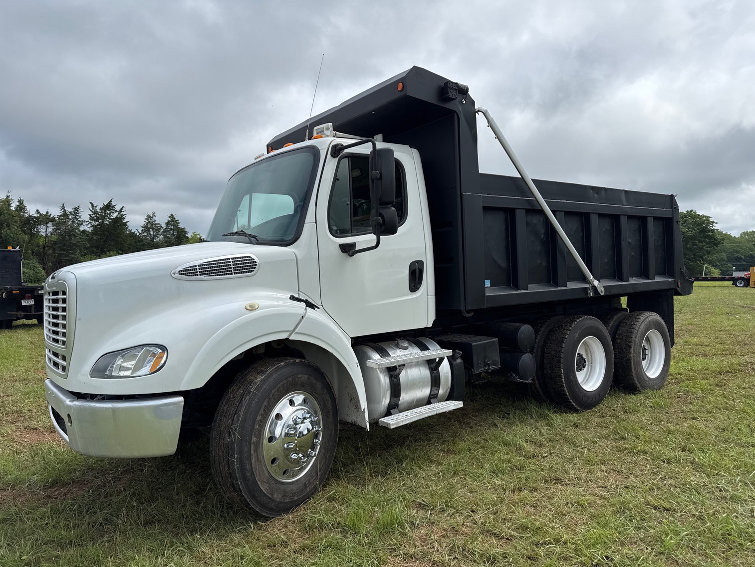 Image for JUNE EQUIPMENT CONSIGNMENT AUCTION