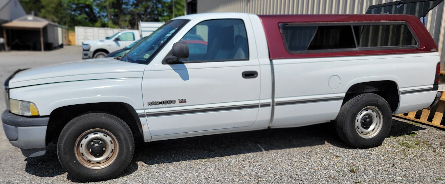 Image for W.THIRD ST. FARMVILLE ONLINE ONLY COLLECTIBLE AUCTION