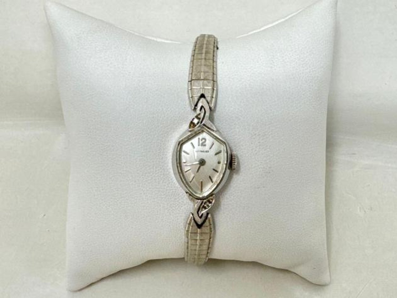 Image for Apple Valley Estate