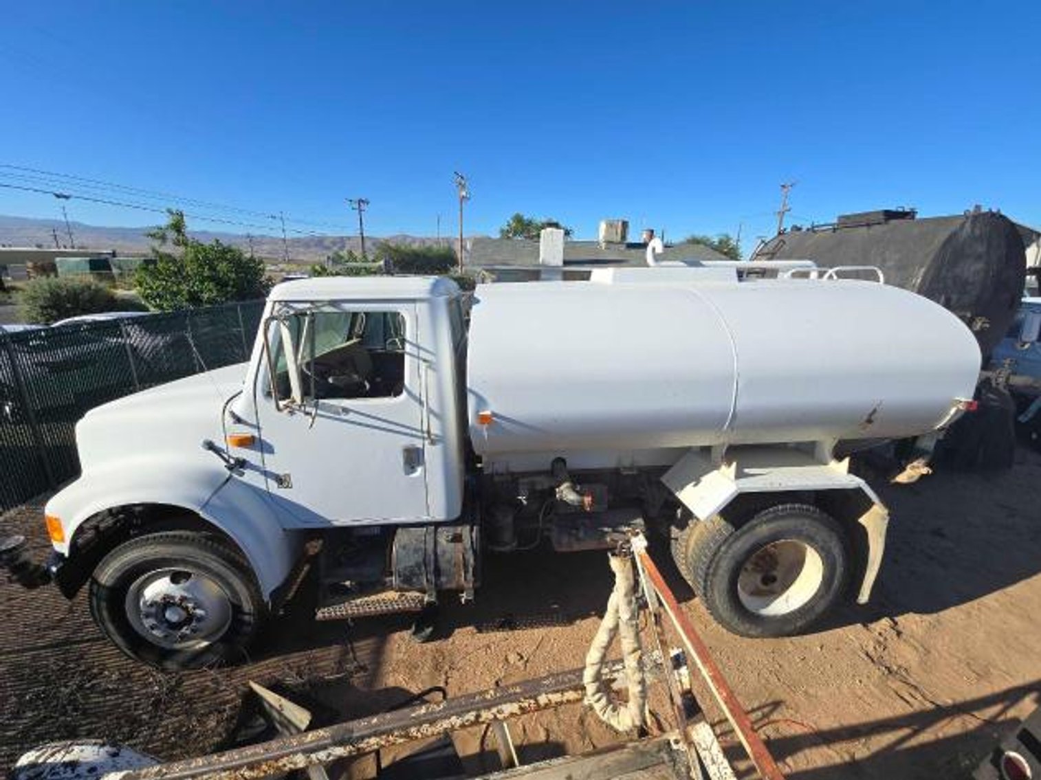 Image for Apple Valley Auction