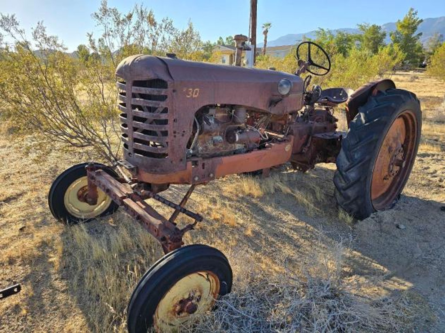 Image for Treasures in Lucerne Valley Auction
