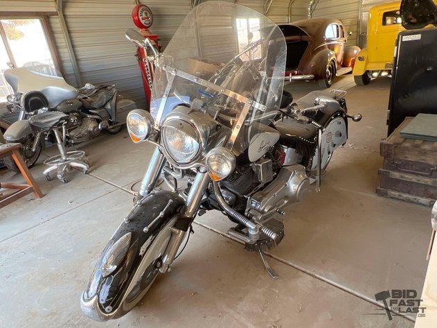 Image for Yucca Valley Vehicles, Tractor, Containers & Tools No Reserve Estate Auction