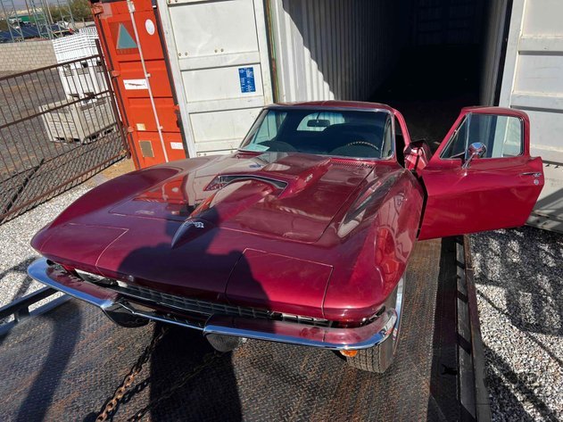 Image for Antique Vehicles, Classic Vehicles, Boats, Intake Manifolds & More – No Reserve!