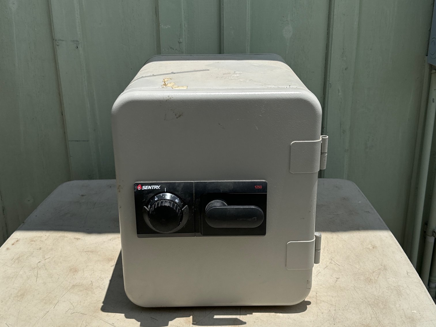 Image for Carmine Online Auction