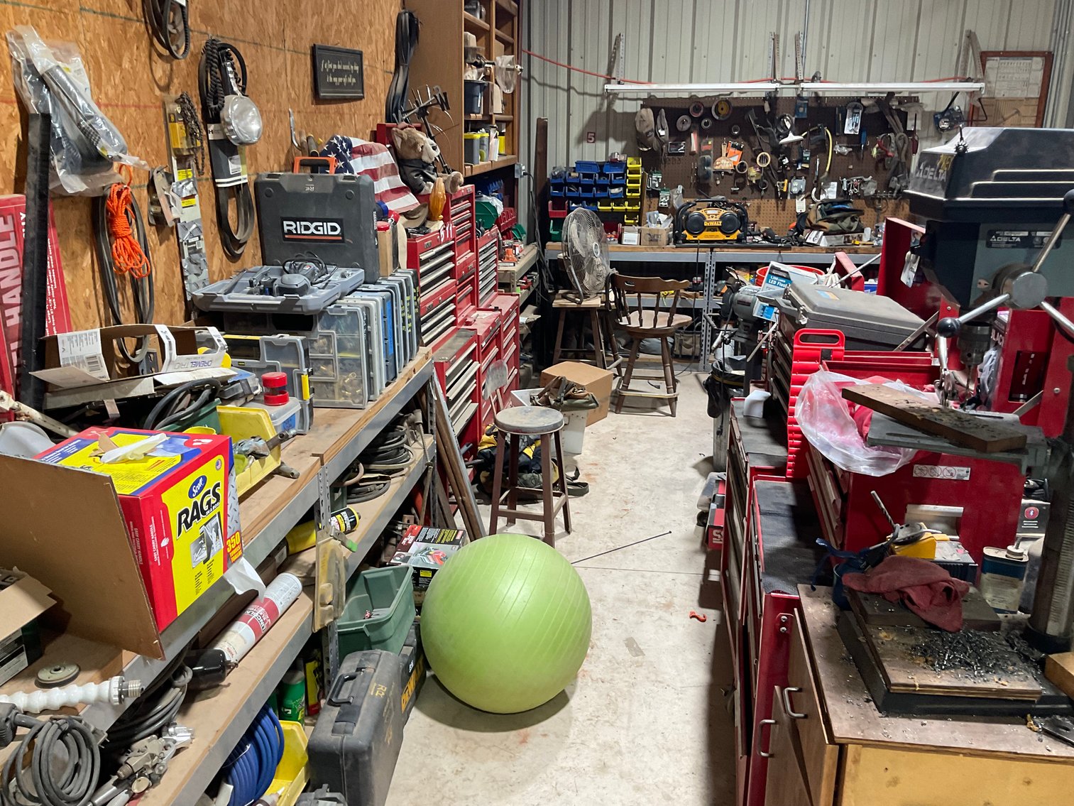 Image for Moving/Downsizing of Robert & Teri Reed