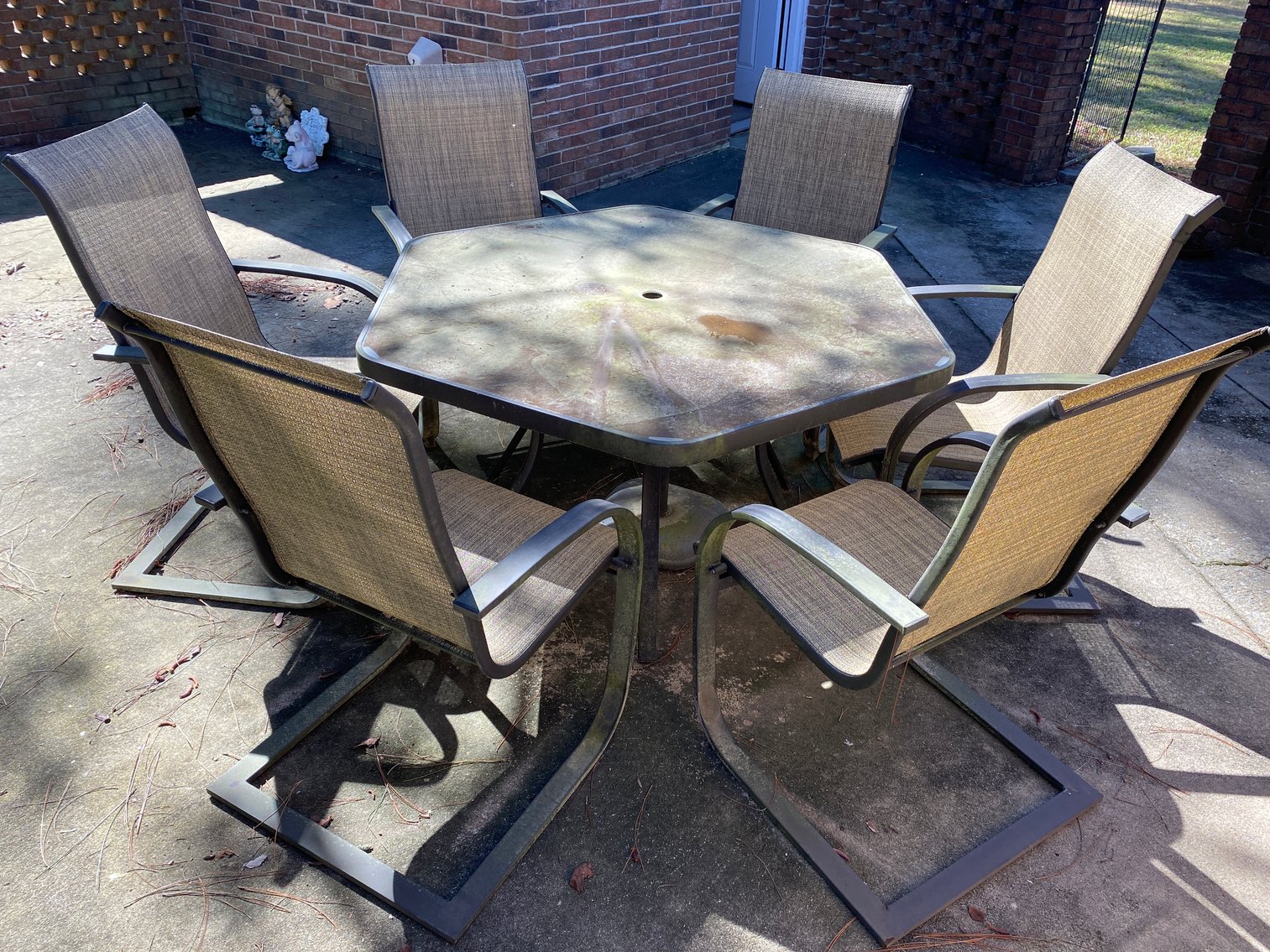 Image for The Estate of Linda Gail Mayberry - Jewelry, Furniture, Coins, China and More!