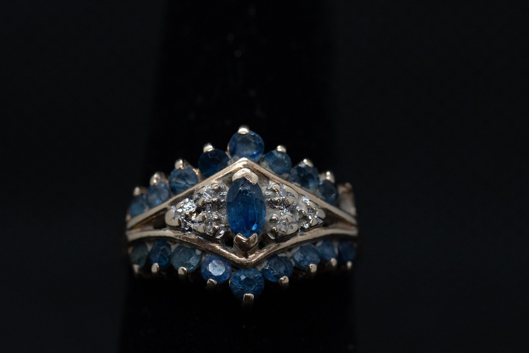 Image for The Estate of Linda Gail Mayberry - Jewelry, Furniture, Coins, China and More!