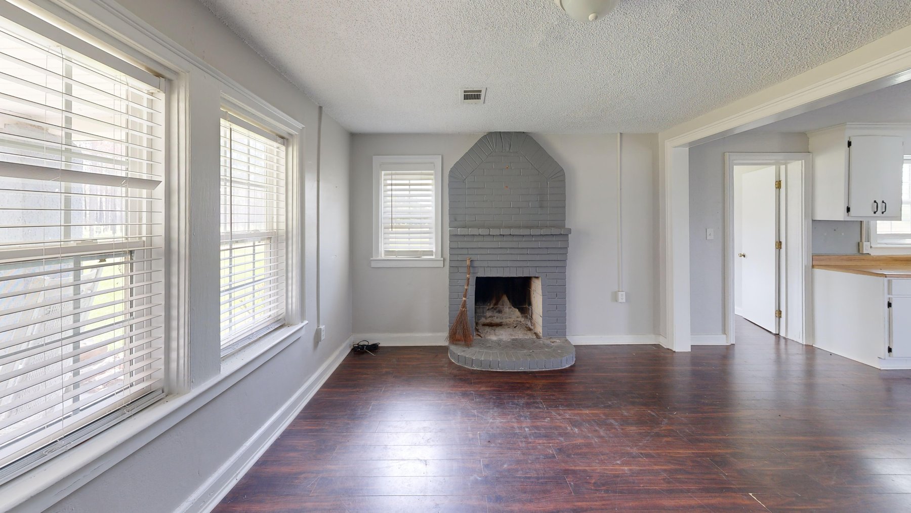 Image for *UNDER CONTRACT * 90.3 +/- Acres and Quaint Home in Tift County