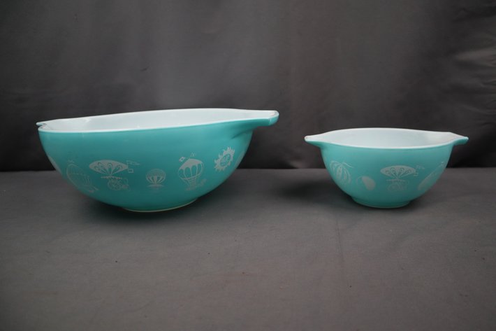 Image for August Gallery Auction #1 – Antique Furniture, Vintage and Antique Collectibles, China, Framed Artwork, Sewing Supplies, Vintage Toys, Kitchenware and More!