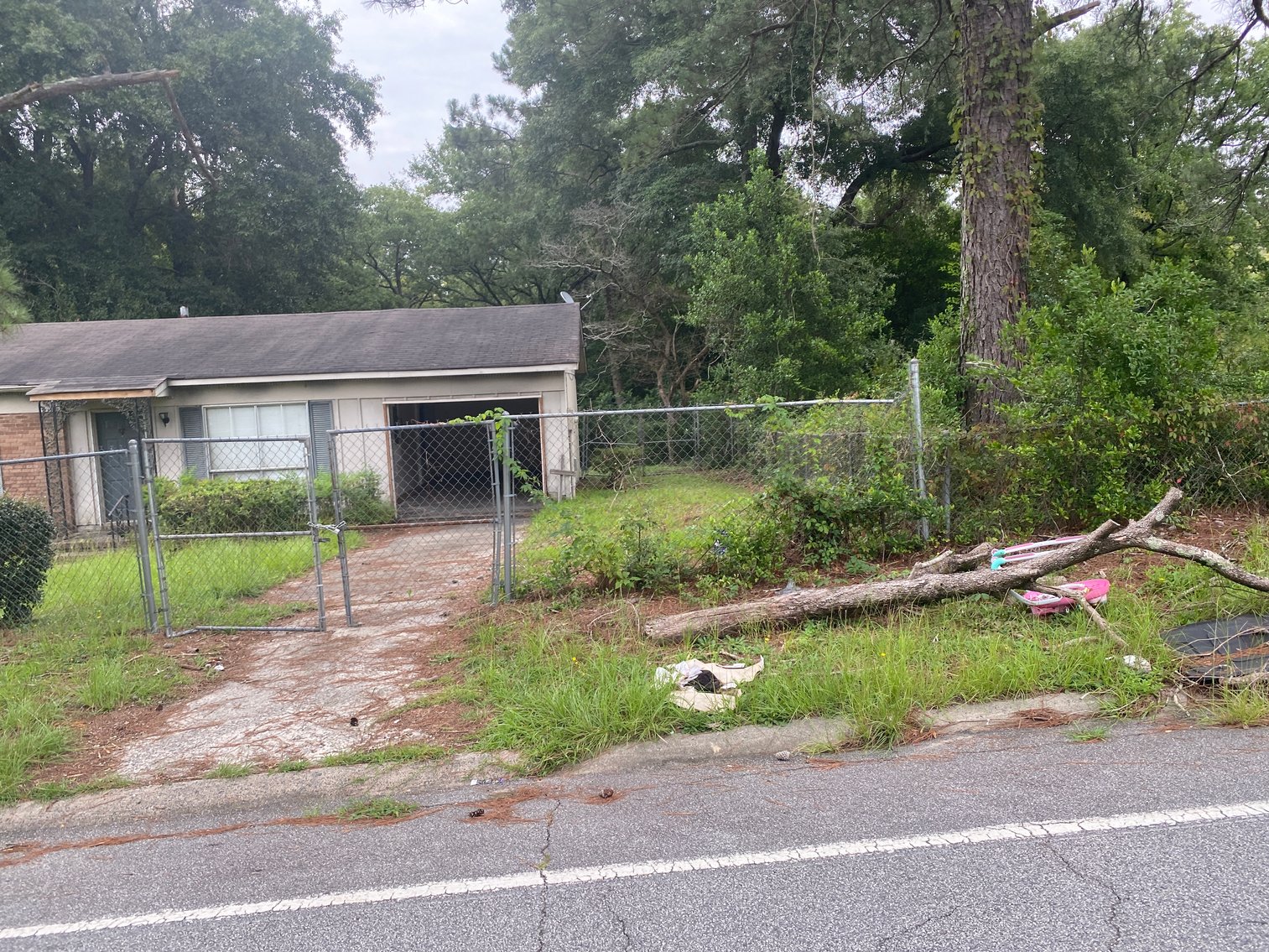 Image for Prime Fixer-Upper Auction: 3 Bedroom Brick Home Minutes from Macon
