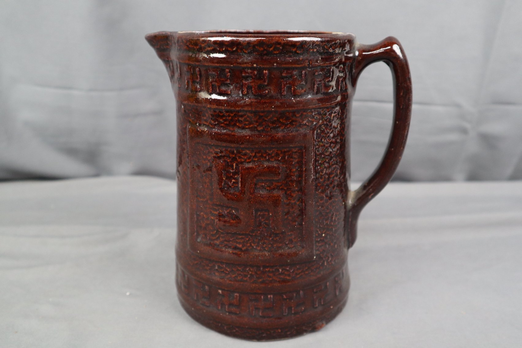 Image for October Gallery – Collectibles, Sports Memorabilia, Jewelry, Antiques, China, Furniture, and More!