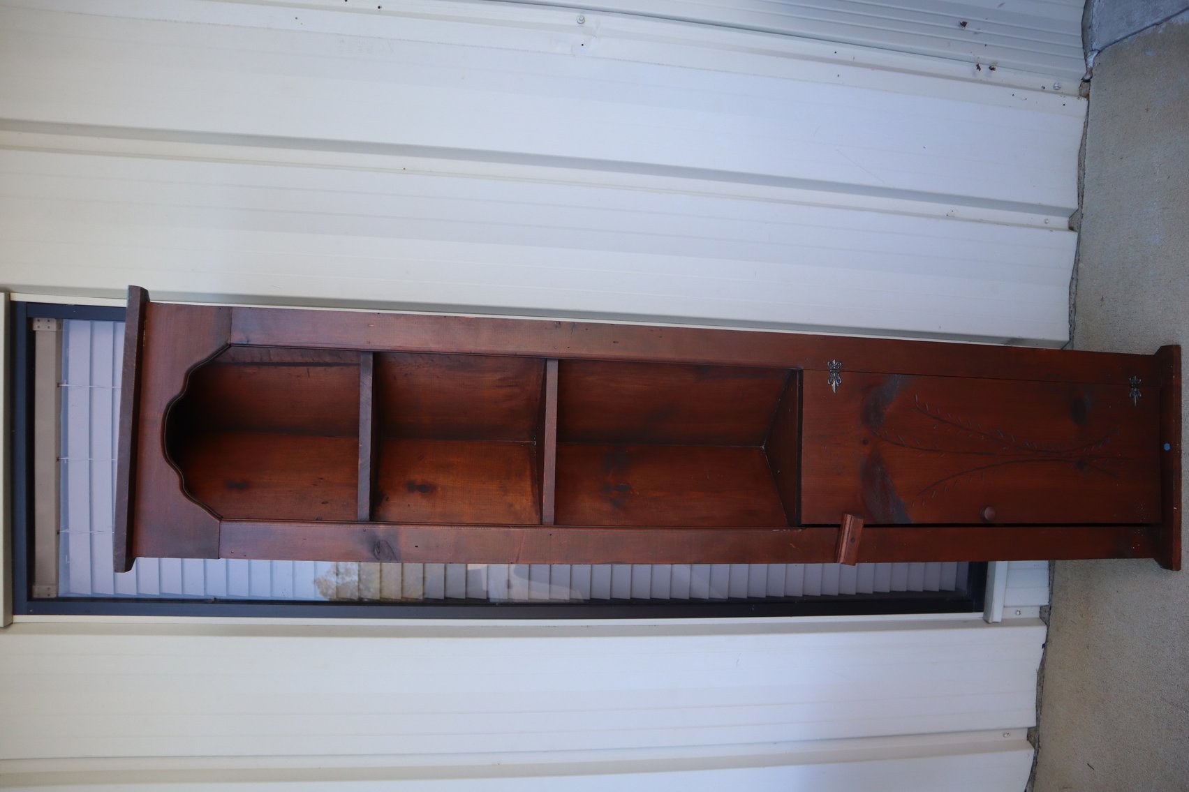 Image for November Gallery – Antiques, Collectibles, Jewelry, Artifacts, Stoneware, and More!