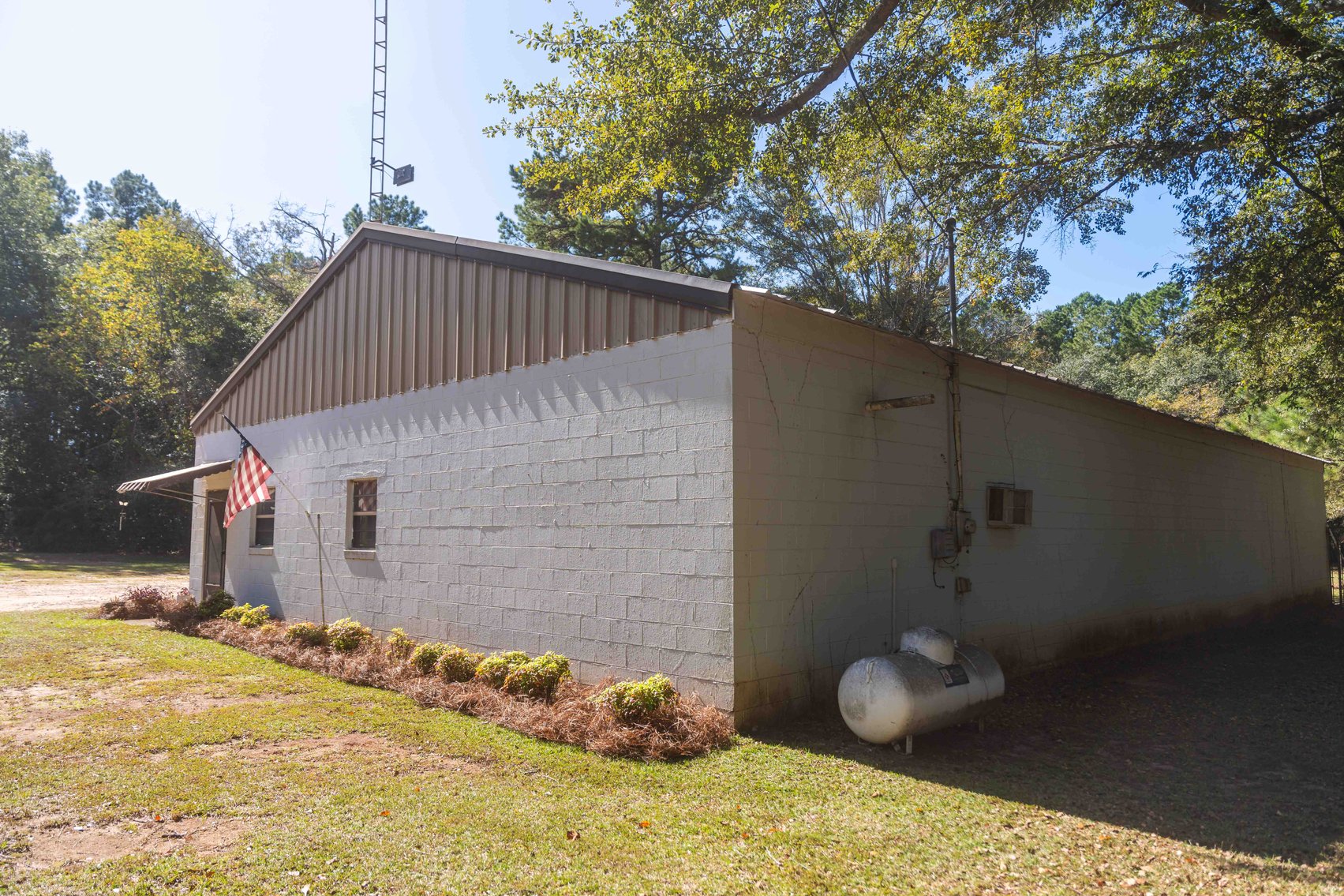 Image for 3,200 +/- SqFt Warehouse and Office on 1 +/- Acre in Albany, Georgia