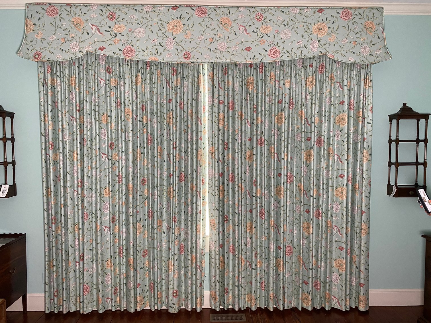 Image for The Estate of Diane Williams Parker. Original Artwork, First Edition Books, Antiques, Glassware, Decor, Vintage Furniture and More!