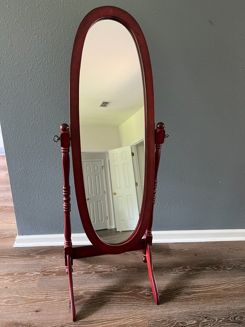 Image for The Balfour Estate Featuring Vintage Furniture, Eclectic Decor, Decorative Glassware, Artwork and More!