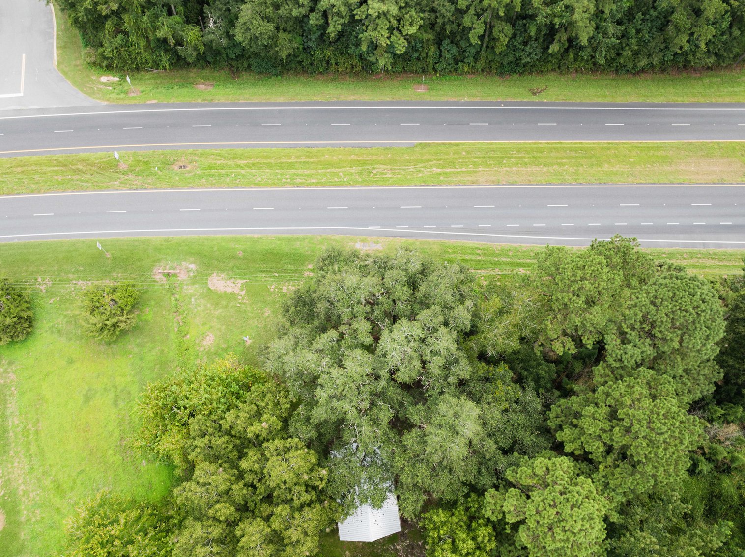 Image for Havana, Florida Investment Opportunity -- Home on 1 Acre