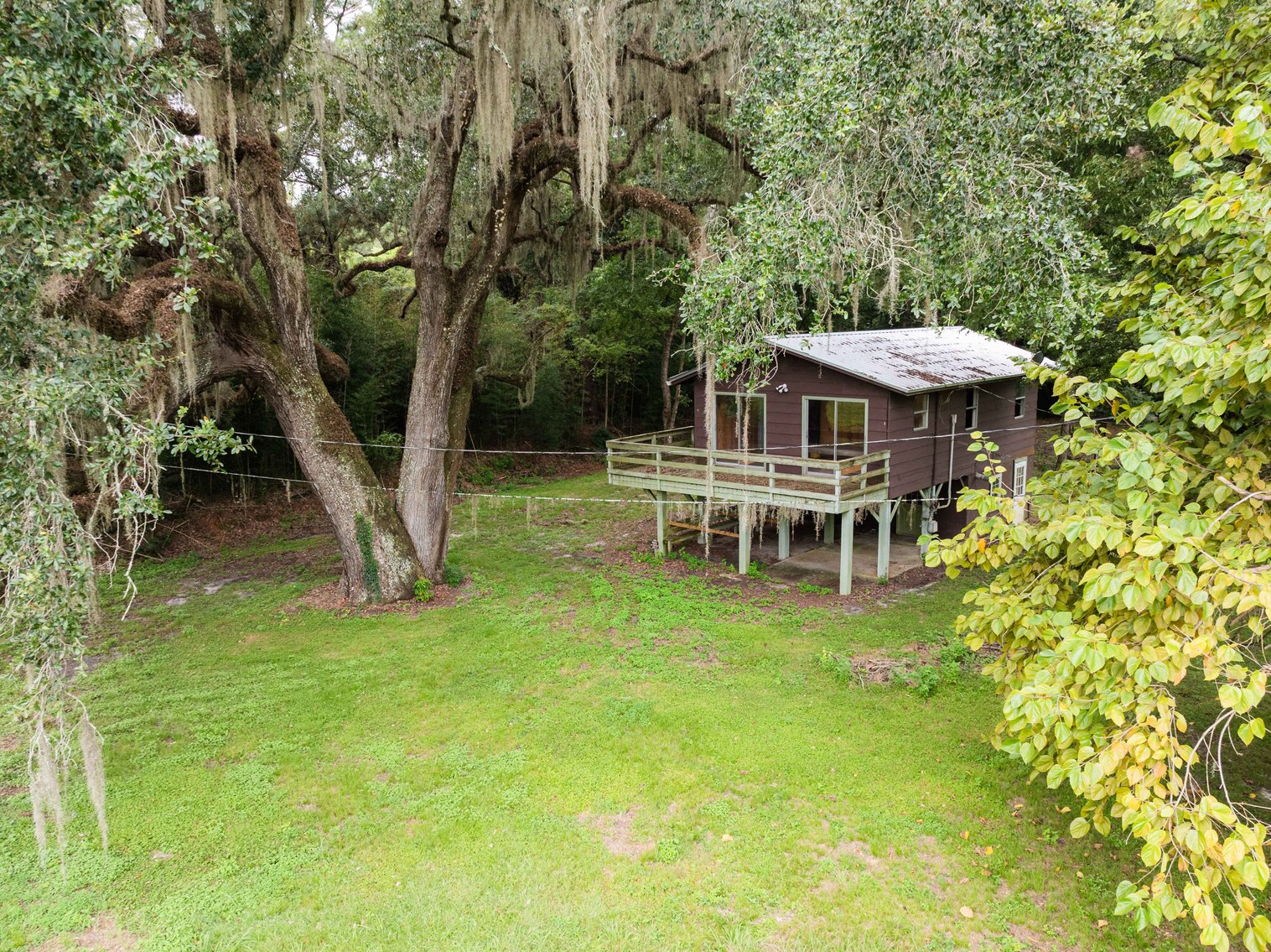 Image for Havana, Florida Investment Opportunity -- Home on 1 Acre