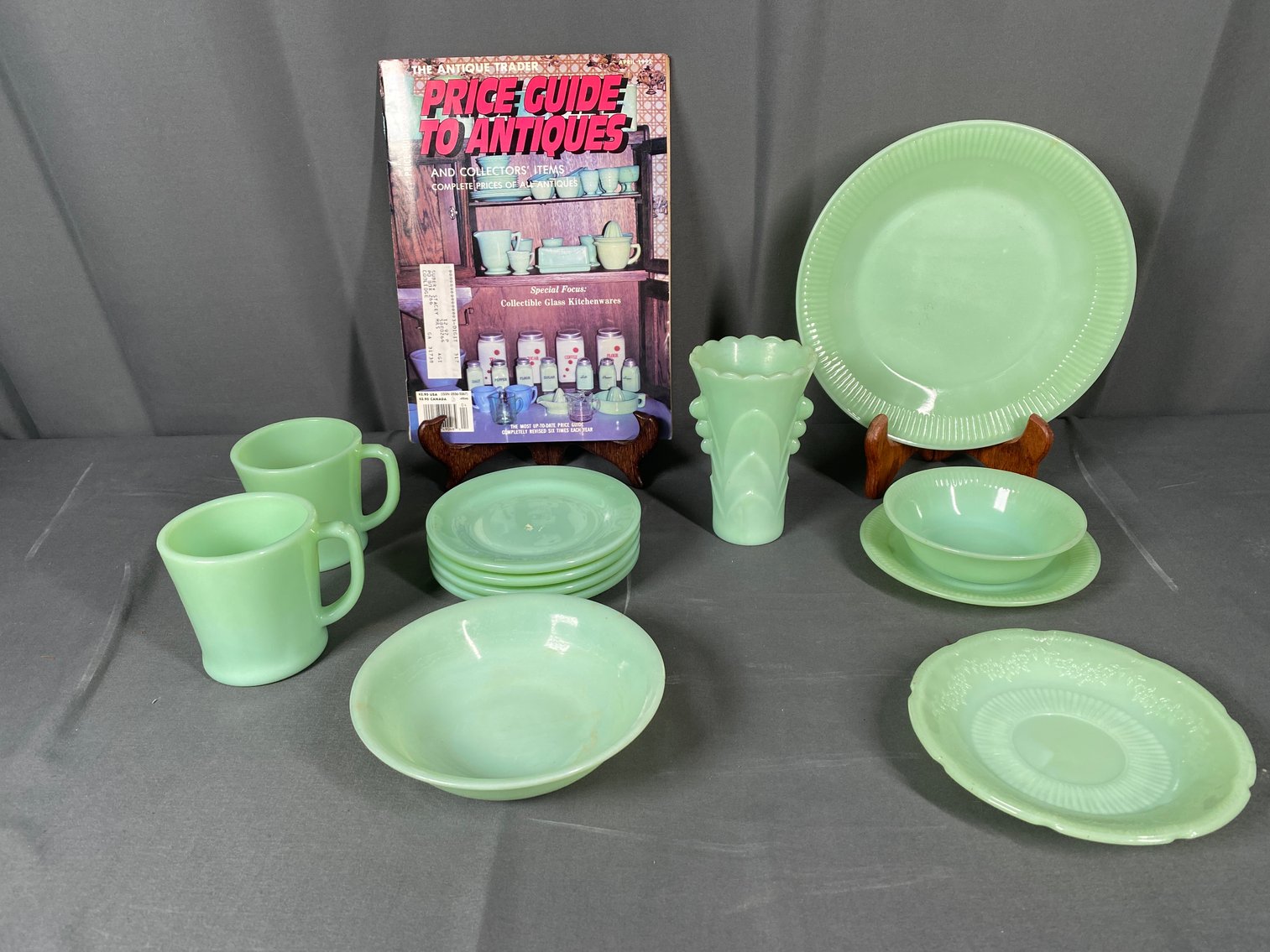 Image for Estate of Stacy and Wynette Suber Day 2 Featuring Antique Glassware, Furniture, Decor and More!