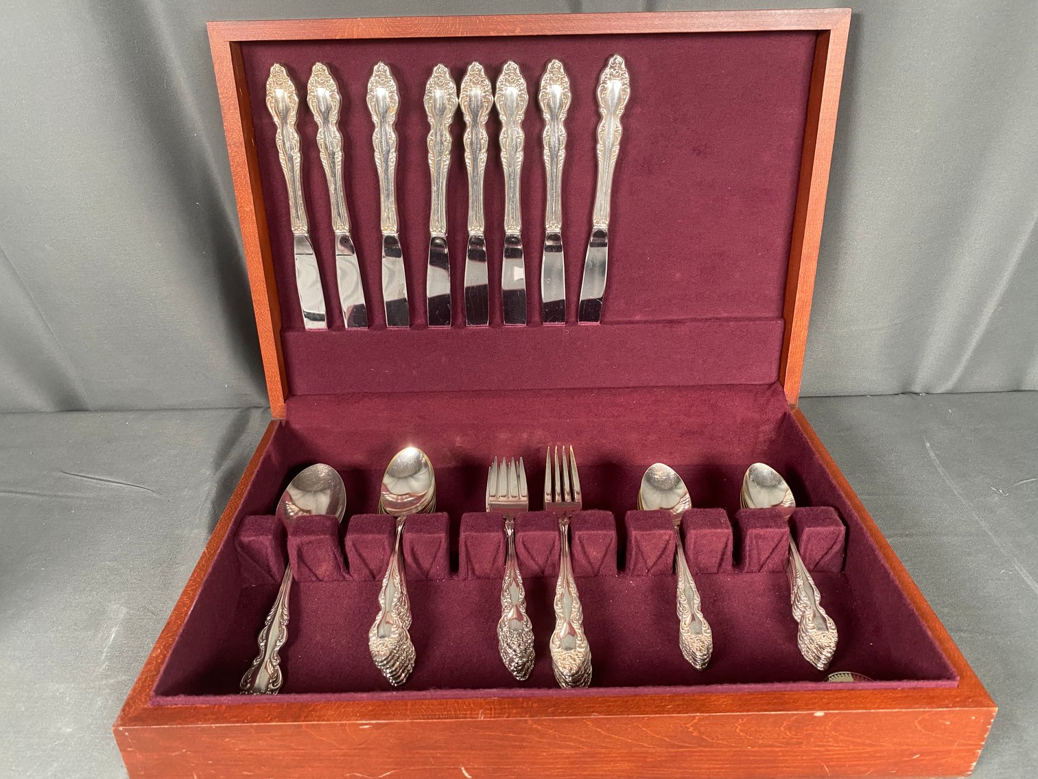 Image for Estate of Stacy and Wynette Suber Day 2 Featuring Antique Glassware, Furniture, Decor and More!