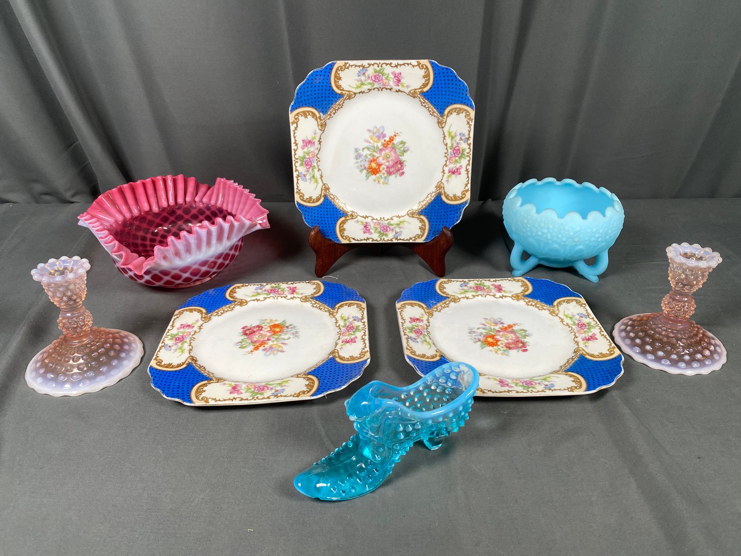 Image for Estate of Stacy and Wynette Suber Day 2 Featuring Antique Glassware, Furniture, Decor and More!