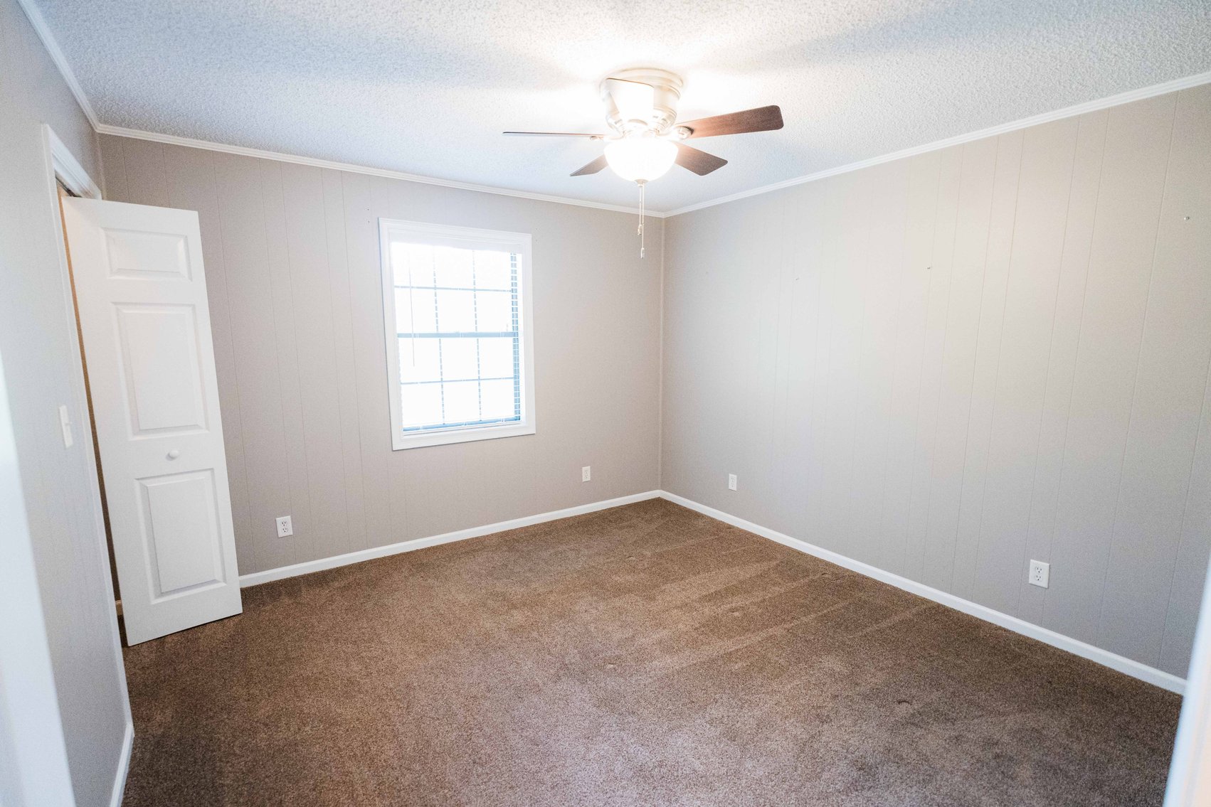 Image for 6.74+/- Acres and Home on Miller Bridge Road, Northern Lowndes County