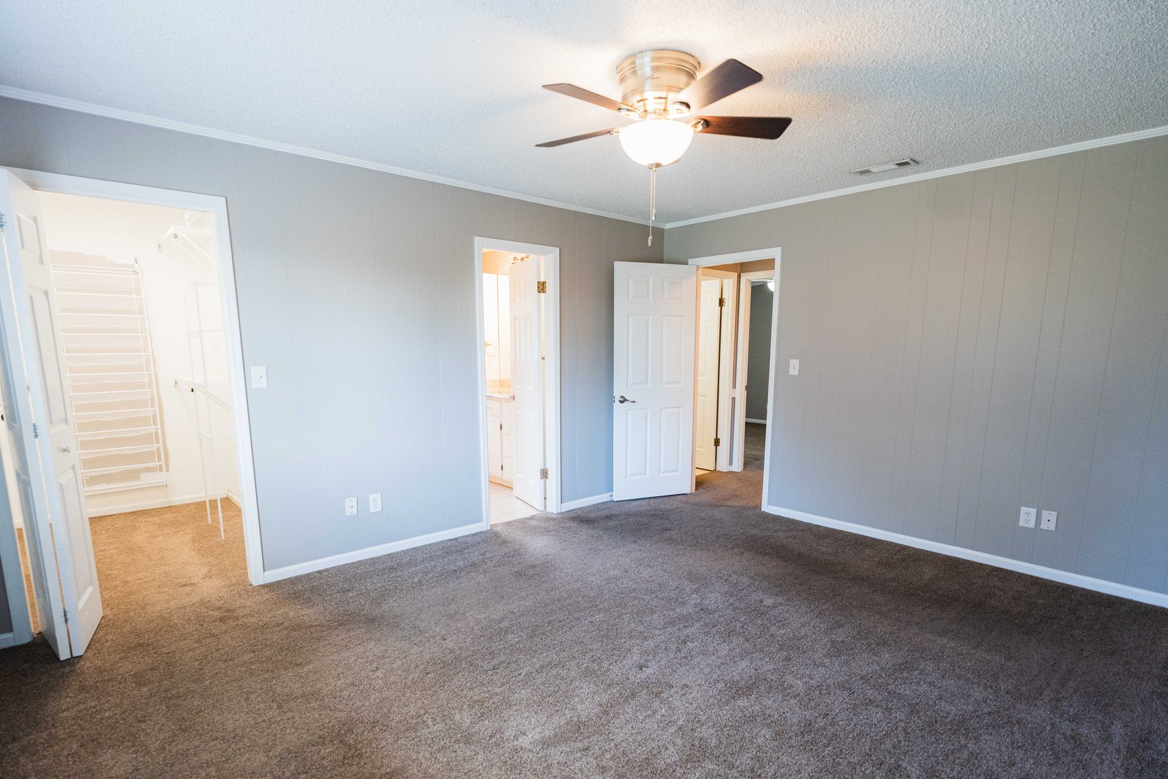 Image for 6.74+/- Acres and Home on Miller Bridge Road, Northern Lowndes County