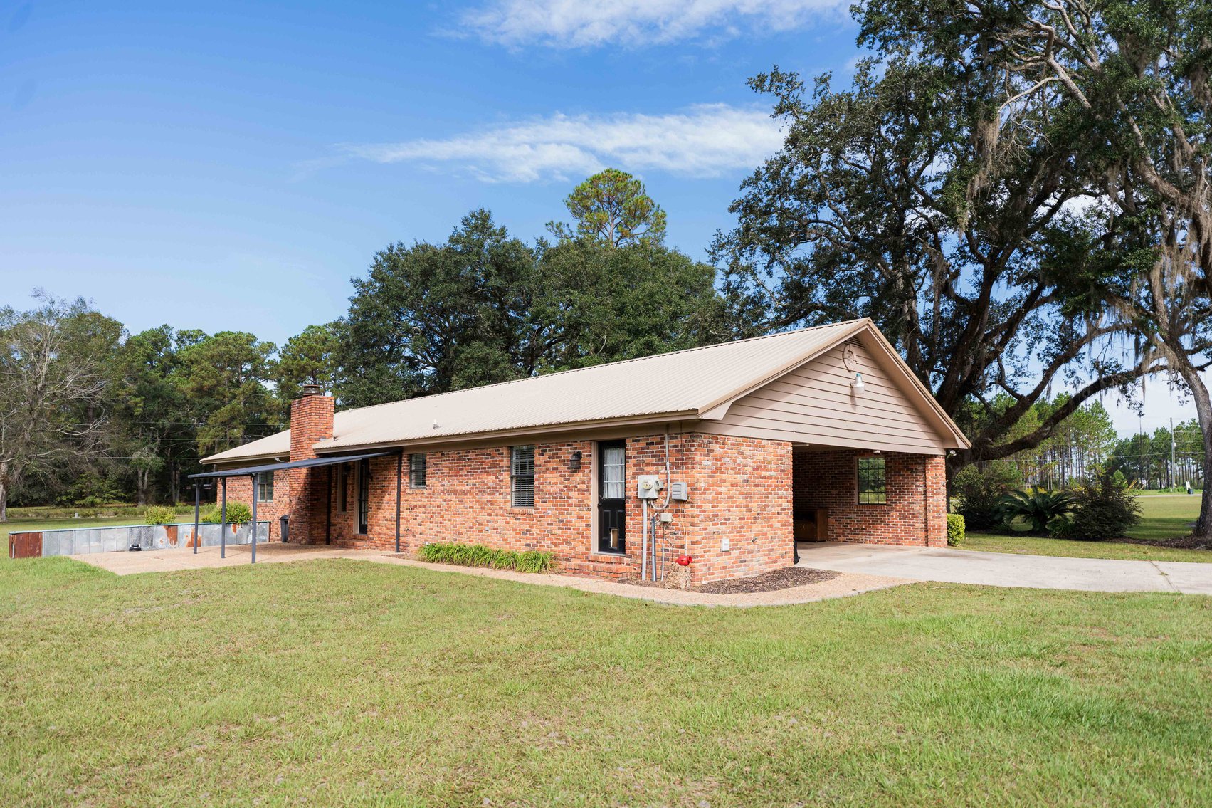 Image for 6.74+/- Acres and Home on Miller Bridge Road, Northern Lowndes County