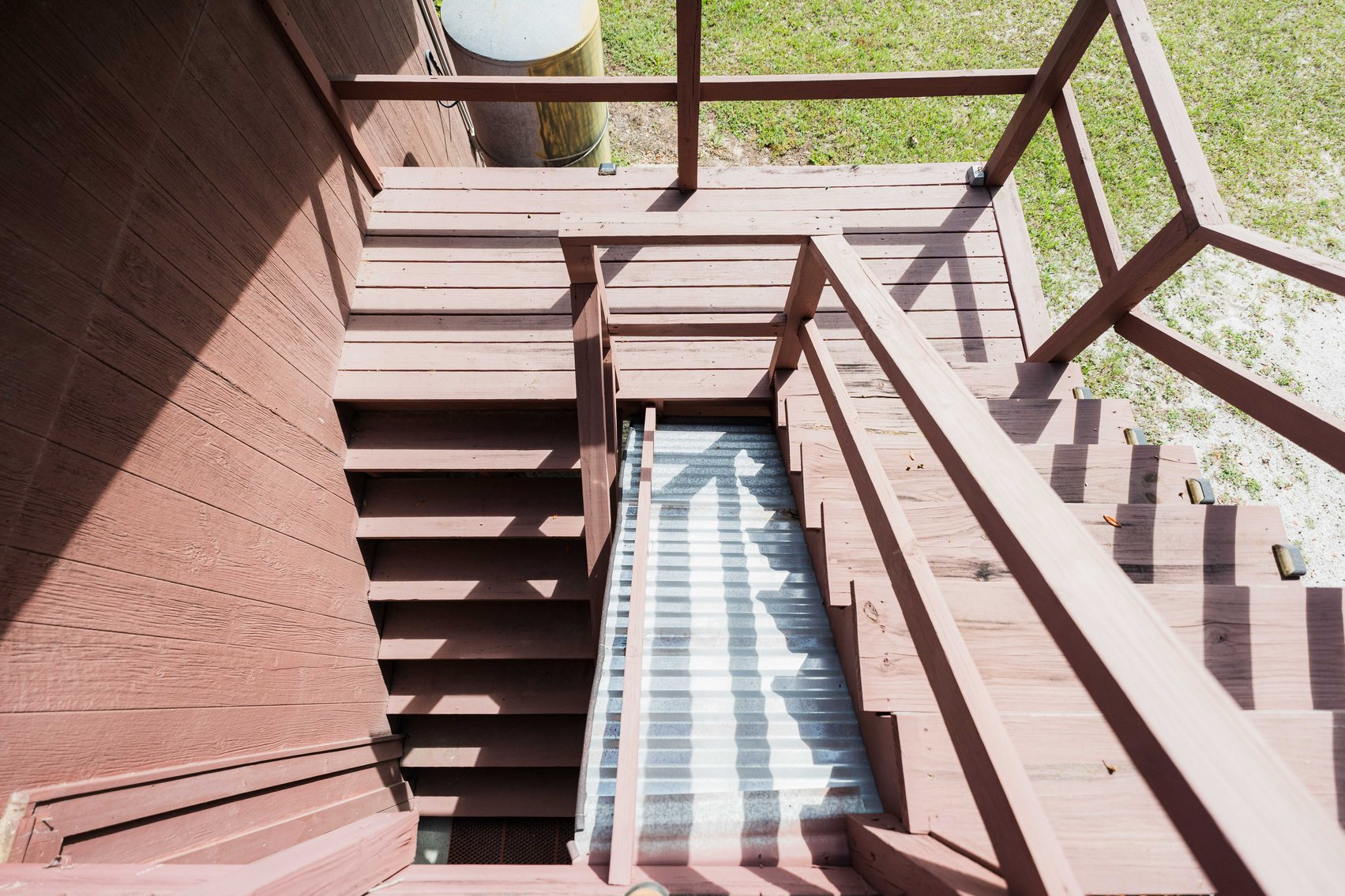 Image for 6.74+/- Acres and Home on Miller Bridge Road, Northern Lowndes County