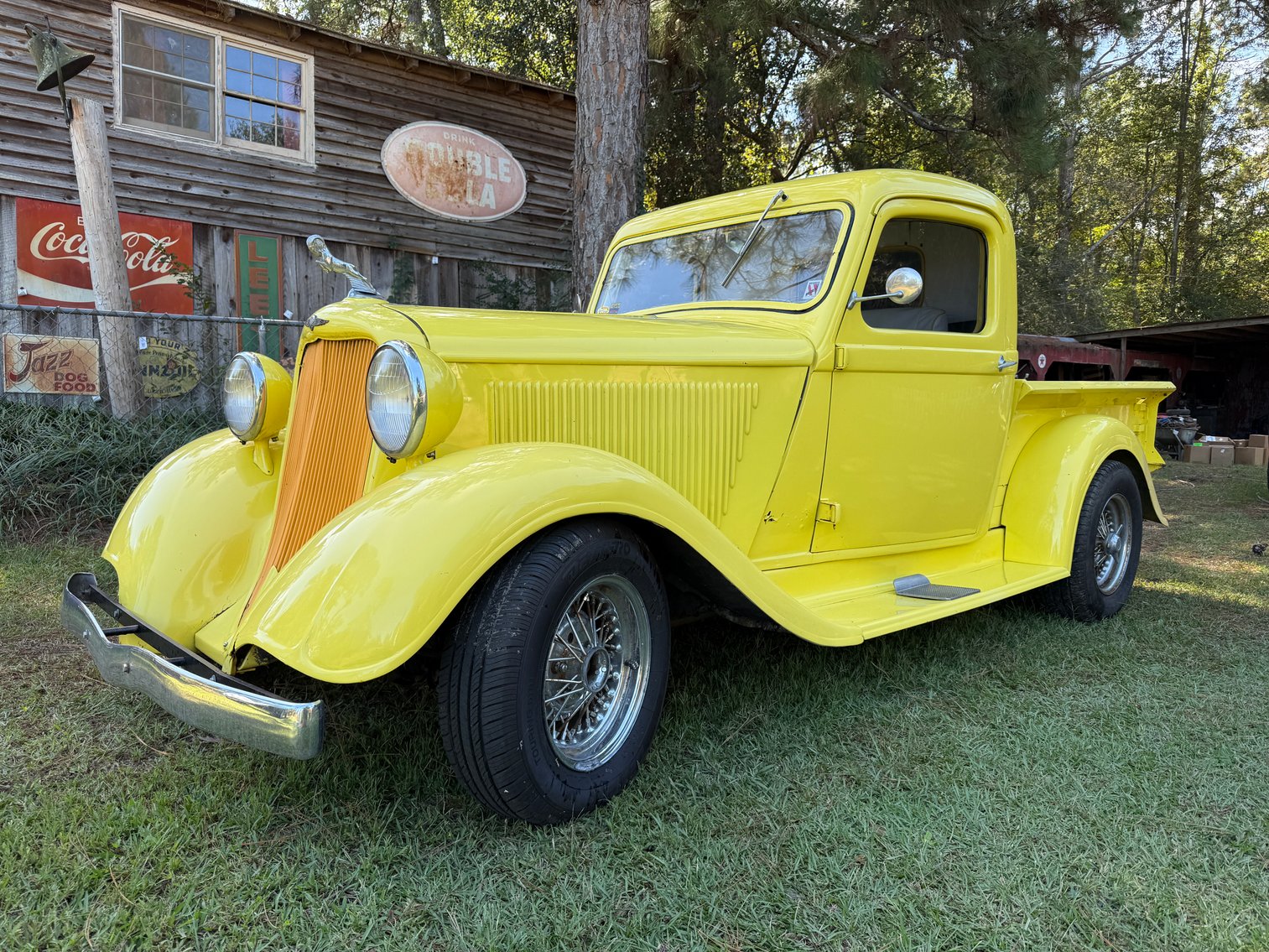 Image for Hot Rod Heaven Featuring Cars, Parts, Tools & Collectibles